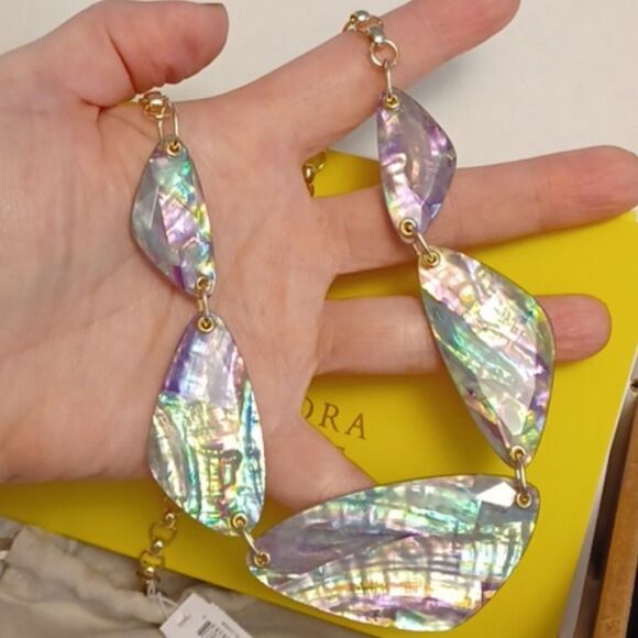Kendra Scott Jewelry - Iridescent  Lavender McKenna Necklace With Silver Chain! KENDRA SCOTT!!! NWOT!!!